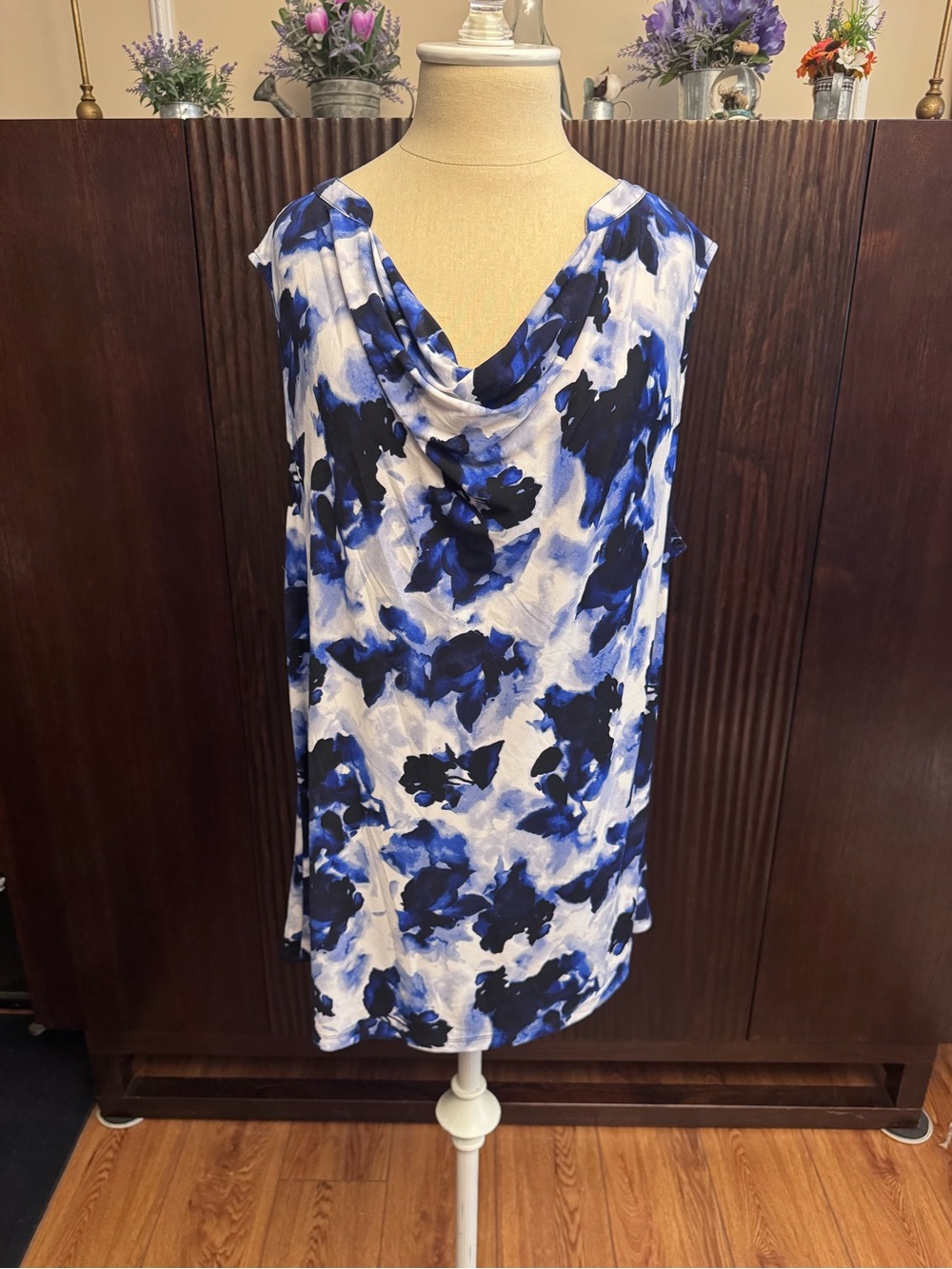 Ellen Tracy Blue and White Floral Cowl Neck Camisole